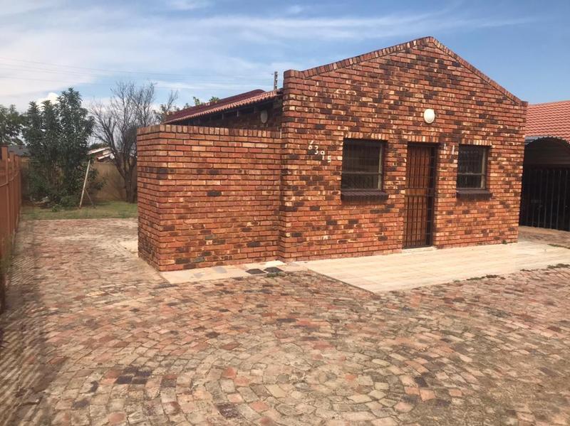 2 Bedroom Property for Sale in Mmabatho North West